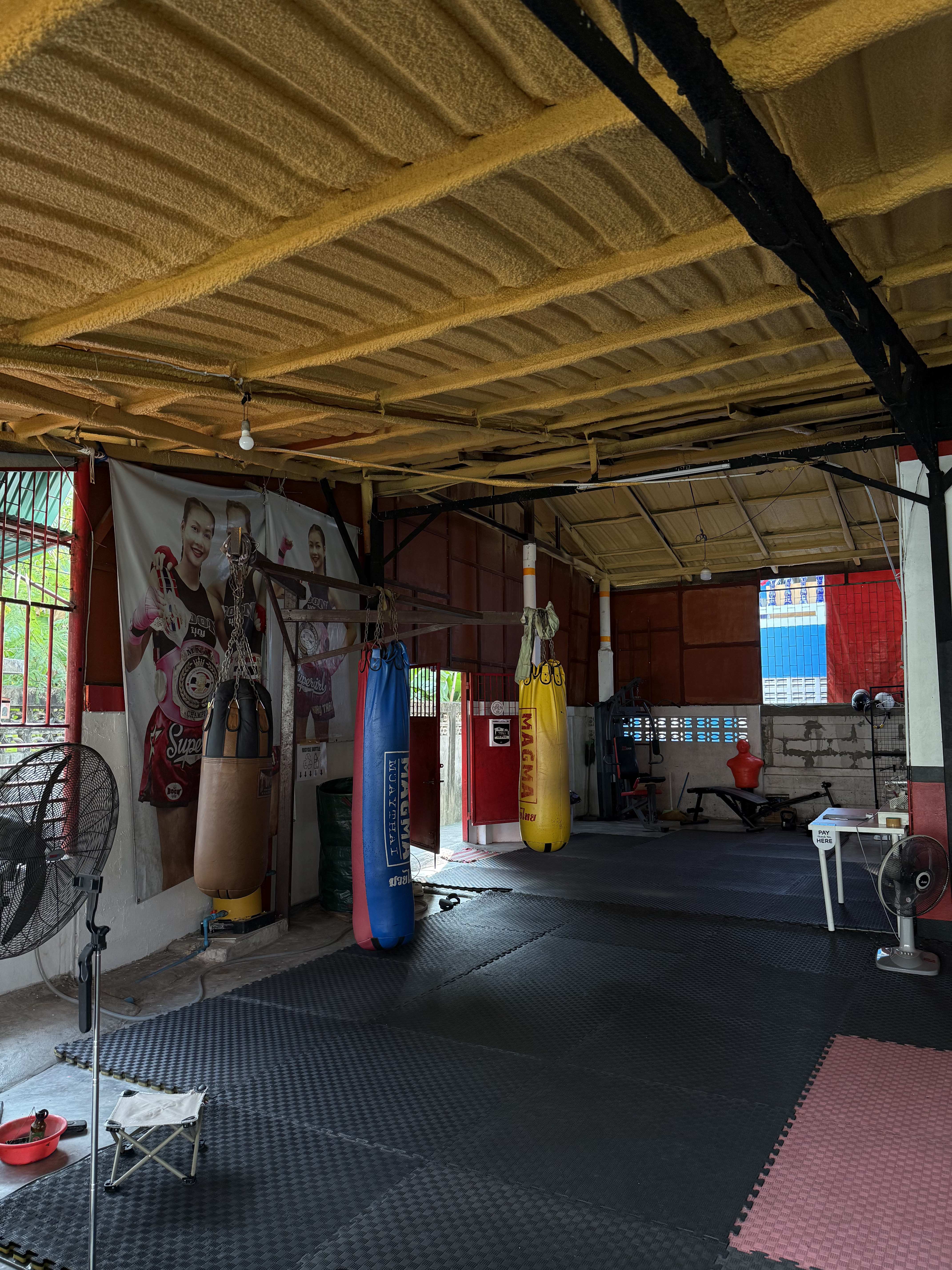 Another inside view of Sitjaroonsak